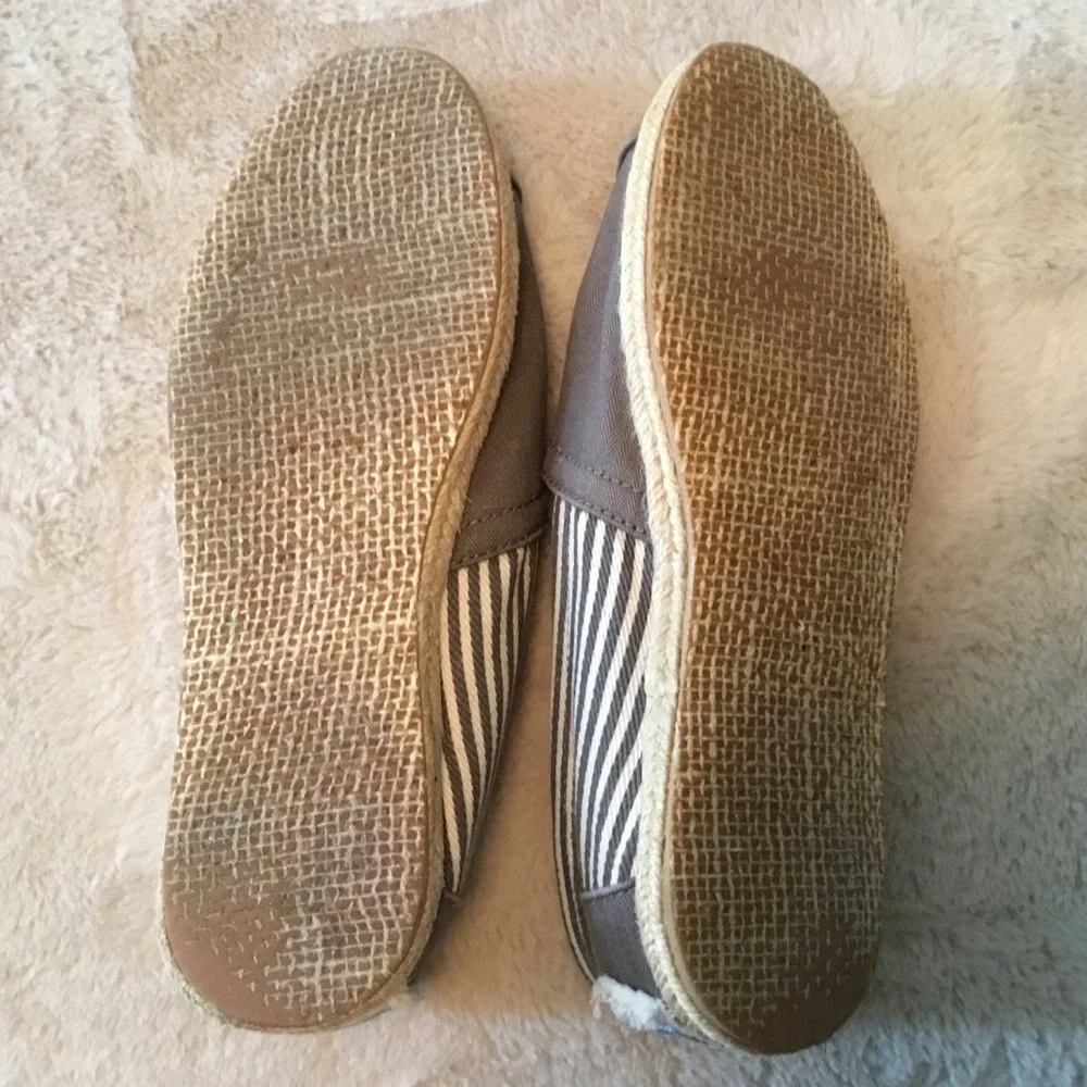 TOMS Taupe Canvas Espadrilles with Stripes - Size 6.5